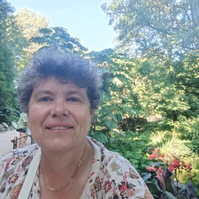 Votre conseillère(er) Véronique AVRIL