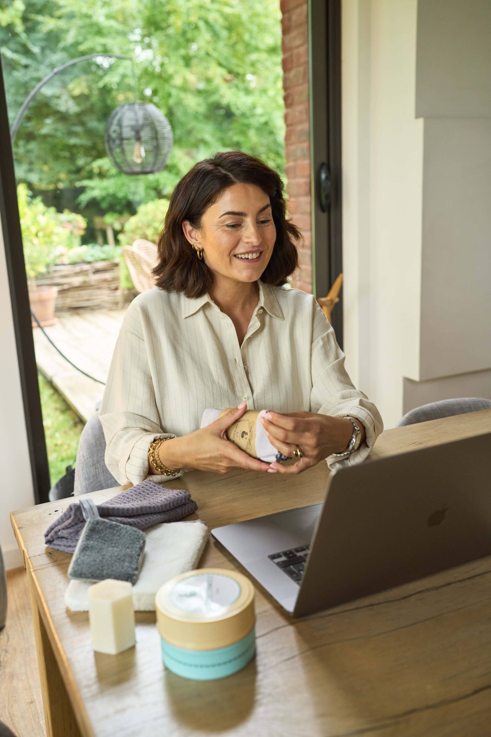 Conseillère partage astuces sur son groupe Facebook